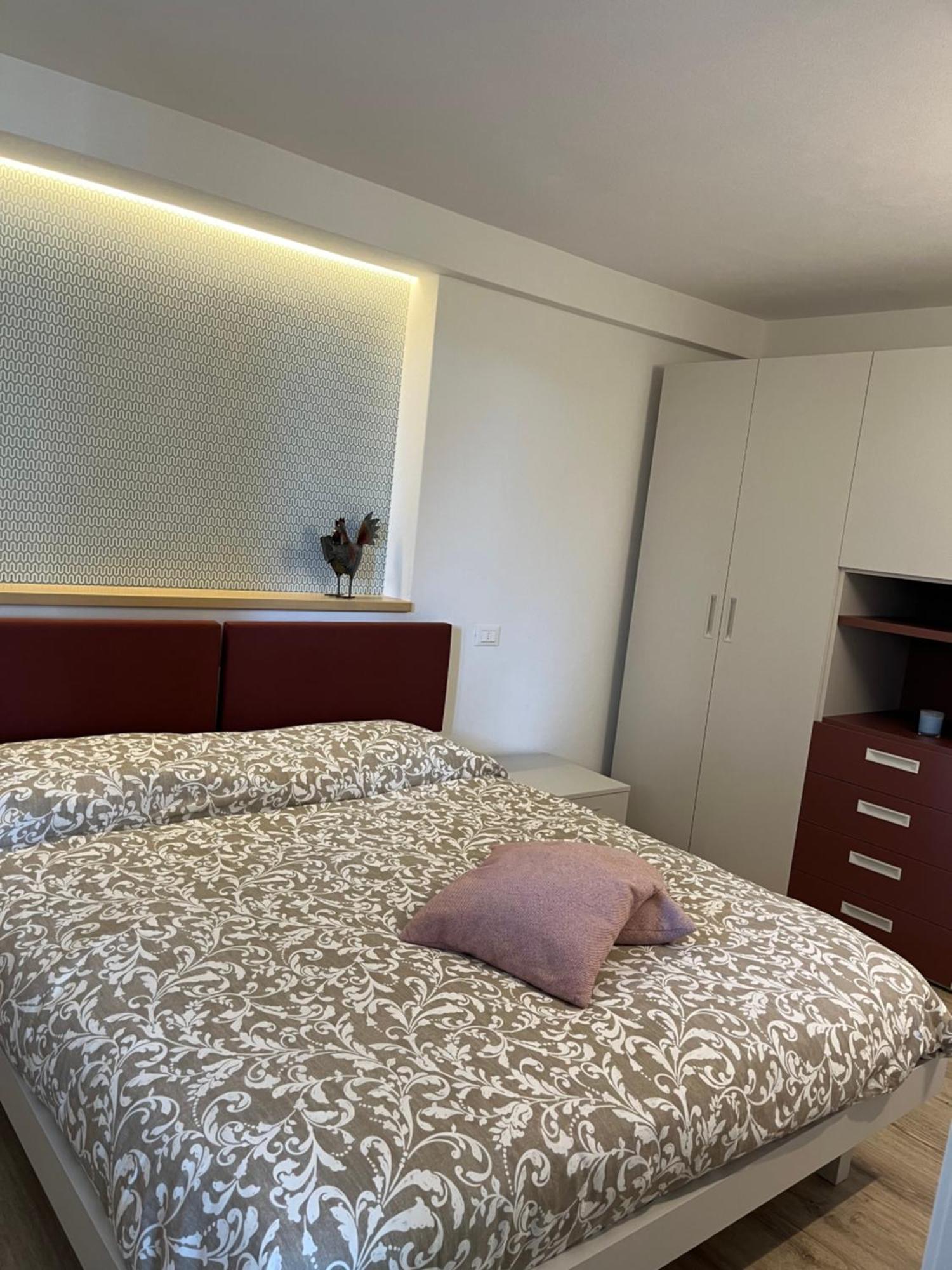 La Casa Del Gallo Pietra Ligure Bagian luar foto